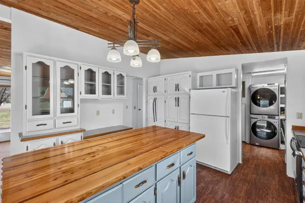 7634 Deer Valley Rd, Newport, WA 99156