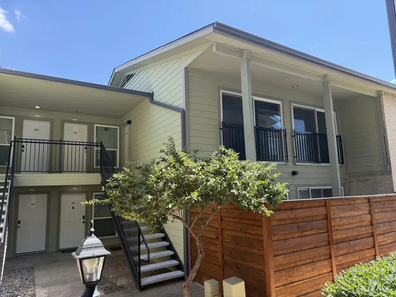2124 Burton DR #263, Austin, TX 78741
