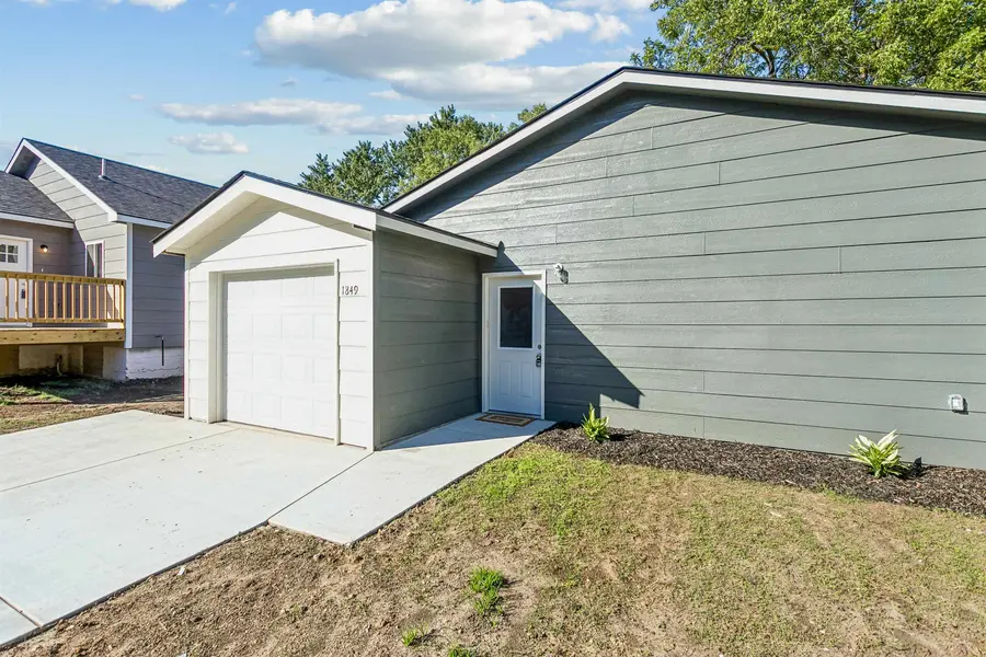 1849 S Madison, Wichita, KS 67211