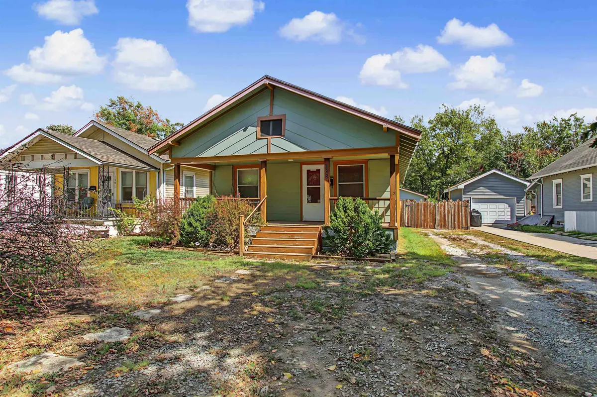 128 N Sedgwick St, Wichita, KS 67203