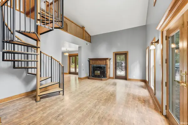 12546 N State Road 13 ***, North Manchester, IN 46962-8185