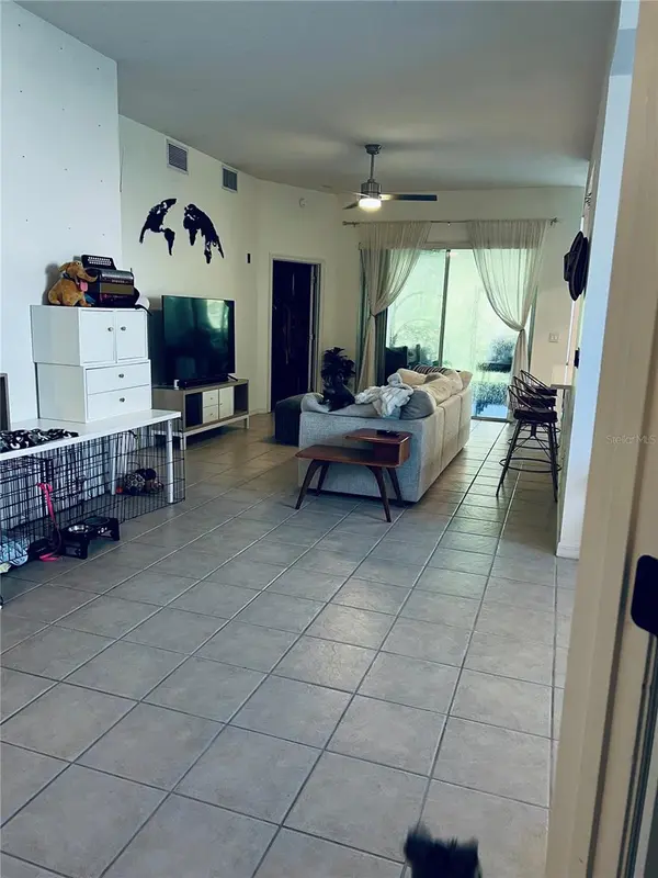9422 MYRTLE CREEK LN #808, Orlando, FL 32832
