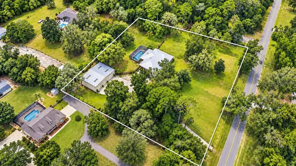 1530 W BERESFORD RD, Deland, FL 32720