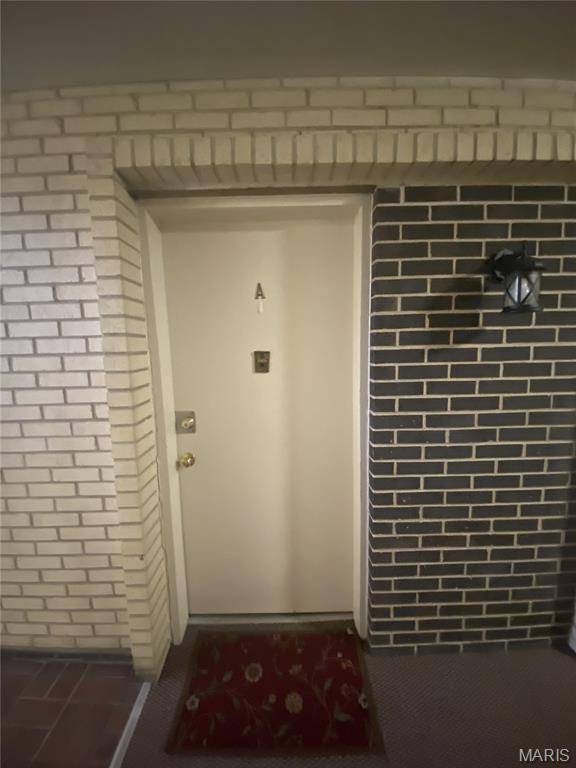 10379 Forest Brook LN #A, St Louis, MO 63146