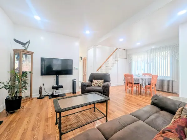 4355 W Potomac AVE, Chicago, IL 60651