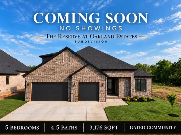 1689 N Wonderview LN, Springfield, MO 65802