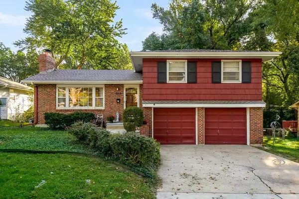 7719 Howe DR, Prairie Village, KS 66062