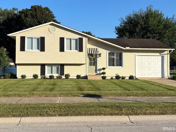 2718 Hampton RD, Mishawaka, IN 46544-6129