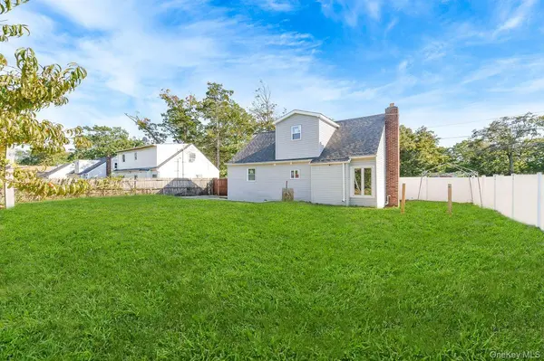 61 Parkway BLVD, Wyandanch, NY 11798