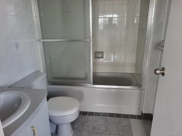 54-09 108 ST #Apt 6A, Corona, NY 11368