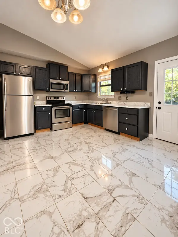326 Glenbrook DR, Seymour, IN 47274