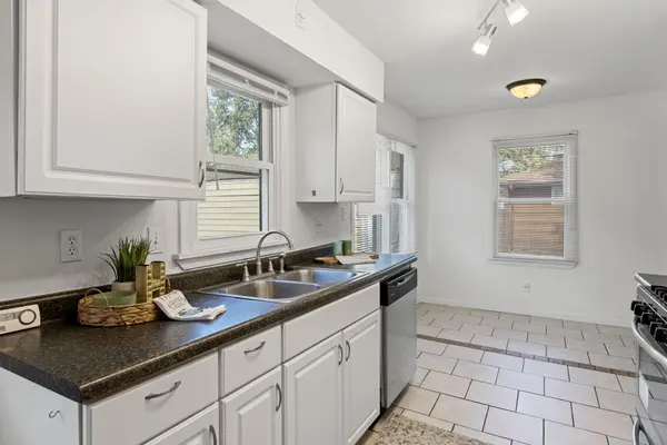 2828 Eleanor ST, Portage, IN 46368