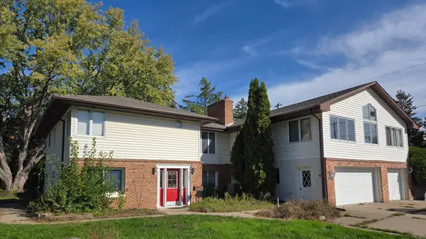 2100 Wentworth AVE, South Saint Paul, MN 55075