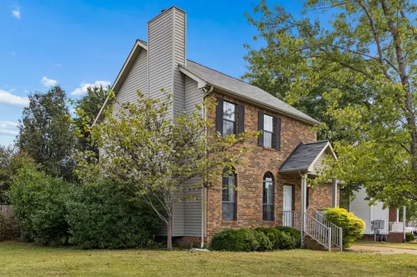 7729 Poplar Ridge Dr, Nashville, TN 37221