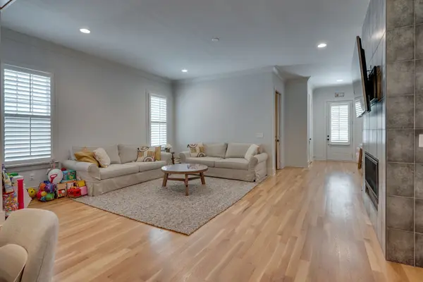 555B Stevenson St, Nashville, TN 37209
