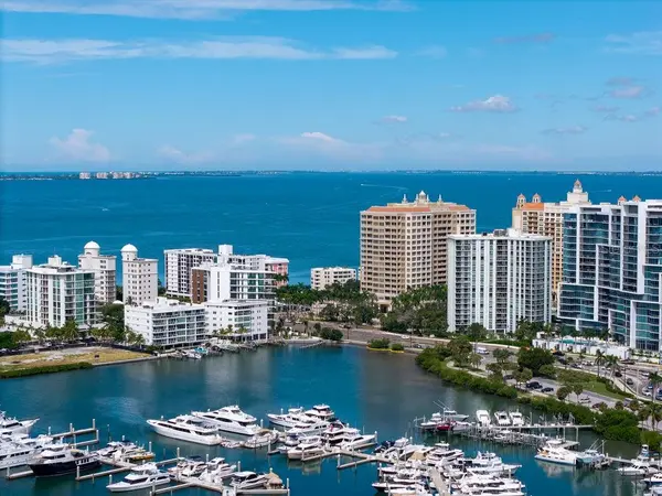 35 WATERGATE DR #804, Sarasota, FL 34236