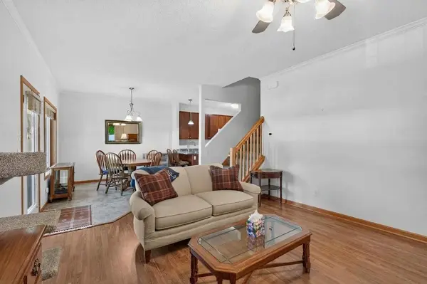 8600 Tessman CIR N, Brooklyn Park, MN 55445