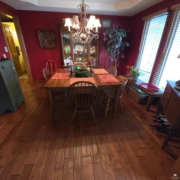 4428 SW Colly Creek DR, Topeka, KS 66610
