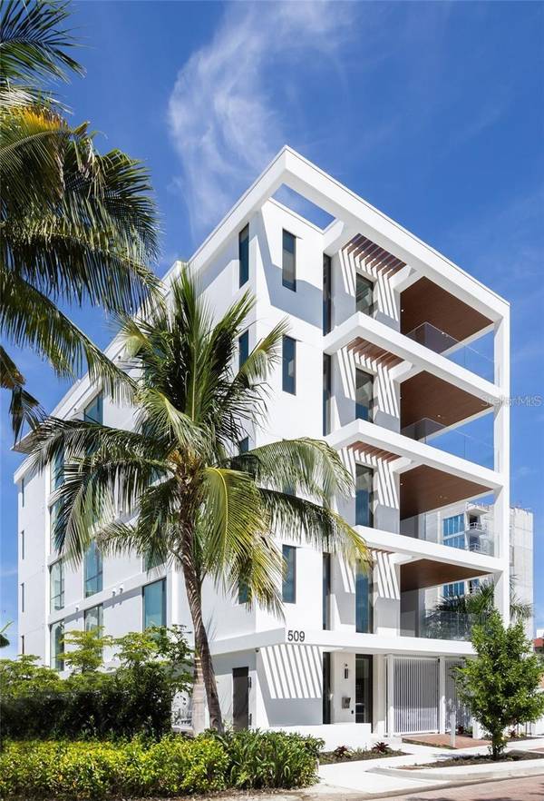 509 GOLDEN GATE PT #3, Sarasota, FL 34236