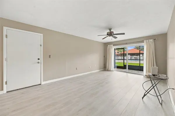 3265 BENEVA RD #104, Sarasota, FL 34232