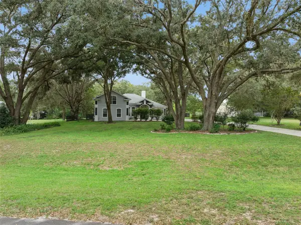 949 HAWK LNDG, Fruitland Park, FL 34731
