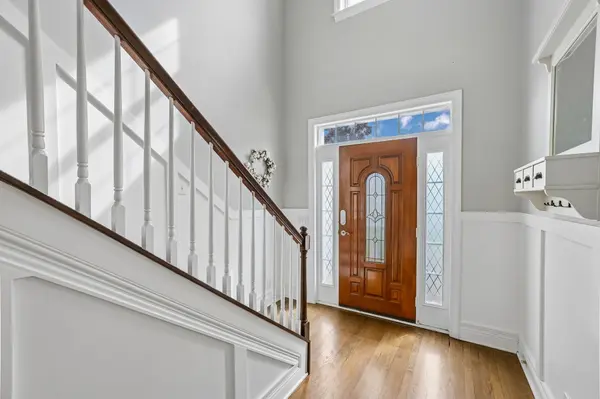 1432 Oak Leaf Dr, Columbia, TN 38401