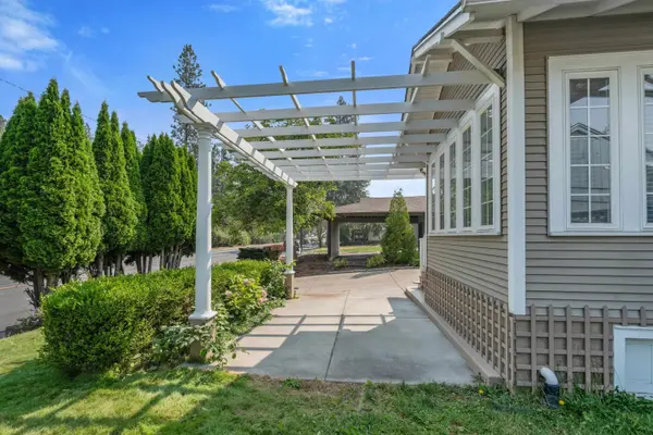 1126 E 29th Ave #1128 E 29th Ave, Spokane, WA 99203