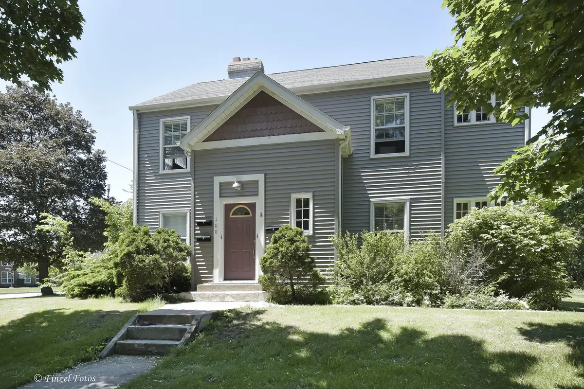 100 S Caroline ST #3, Crystal Lake, IL 60014