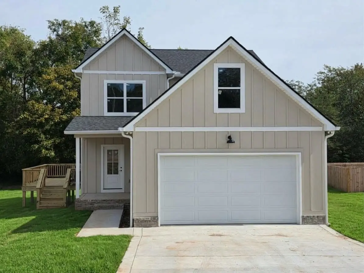 1027 Northside Drive, Dickson, TN 37055