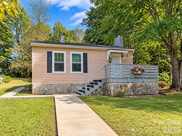 228 Westbrook ST, Lenoir, NC 28645