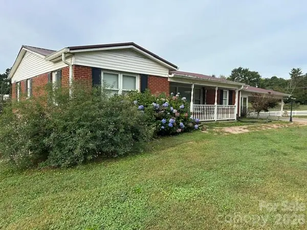 292 Old Henrietta RD, Forest City, NC 28043