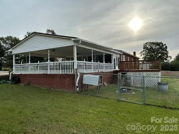 292 Old Henrietta RD, Forest City, NC 28043