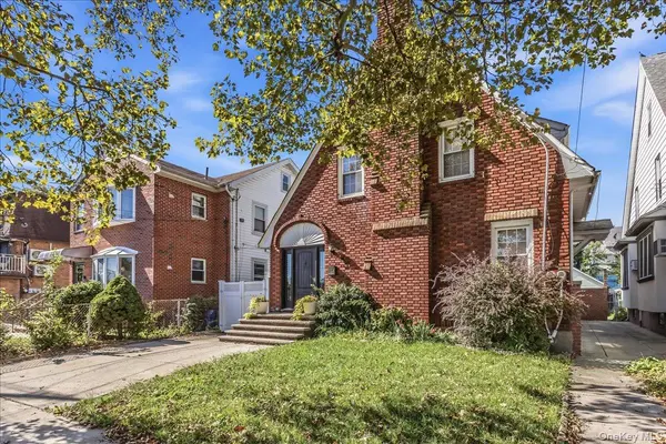 40-24 Clearview EXPY, Bayside, NY 11361