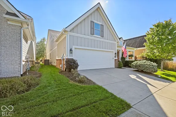 15233 Kampen CIR, Carmel, IN 46033