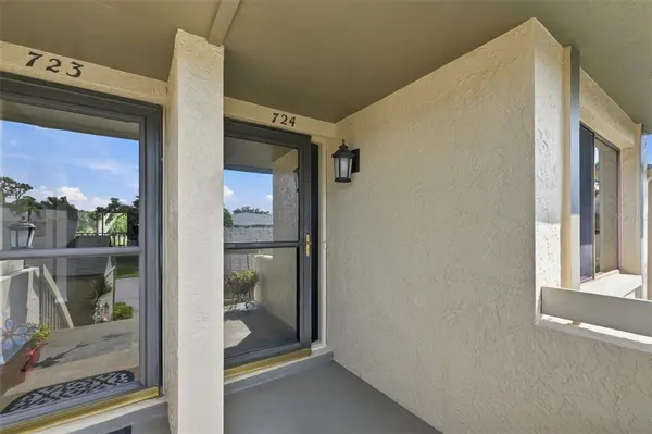 3165 LANDMARK DR #724, Clearwater, FL 33761