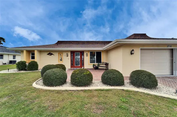 1710 NEW BEDFORD DR, Sun City Center, FL 33573