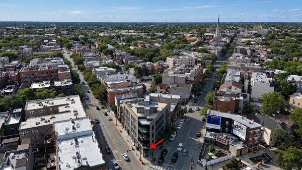 2800 N Lincoln AVE, Chicago, IL 60657