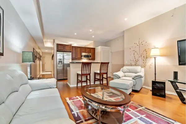 310 S Michigan AVE #1010, Chicago, IL 60604