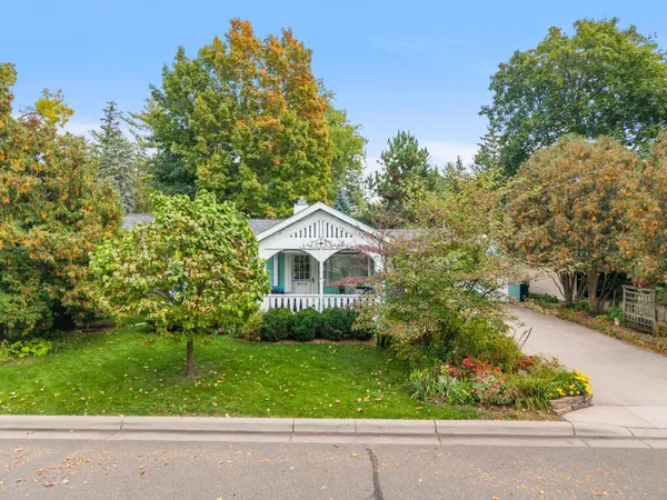 4942 Johnson AVE, White Bear Lake, MN 55110