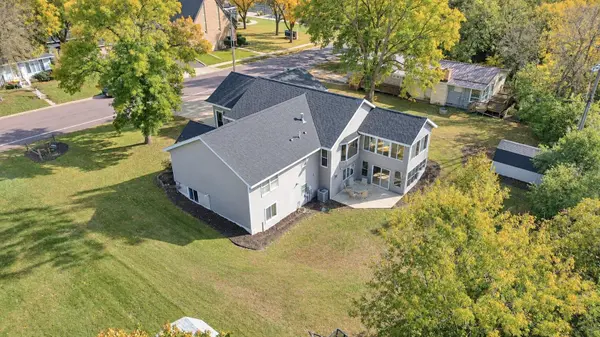 310 N Lincoln ST, Redwood Falls, MN 56283