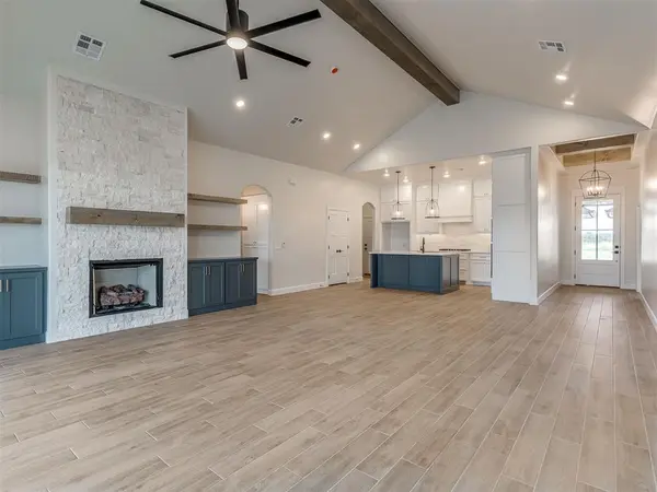 10329 SW 50th ST, Mustang, OK 73064