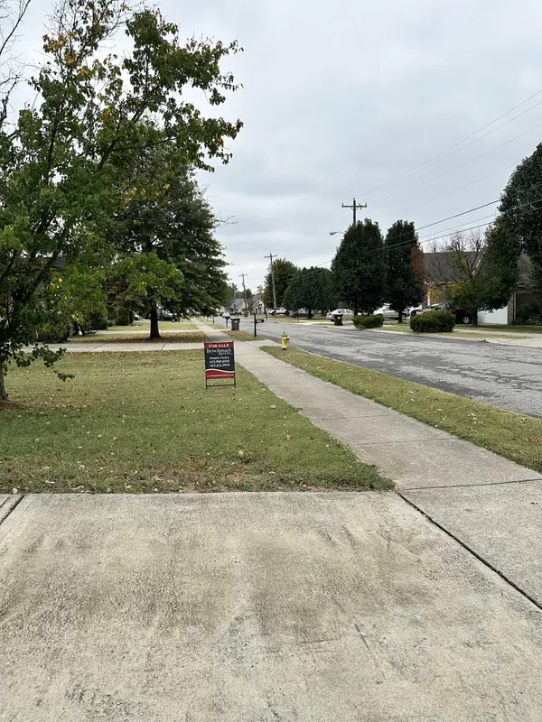 1034 Monticello Pl, Gallatin, TN 37066