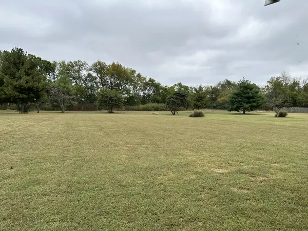 1034 Monticello Pl, Gallatin, TN 37066