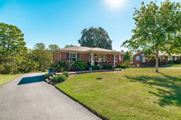 4052 S Sequoia Dr, Springfield, TN 37172