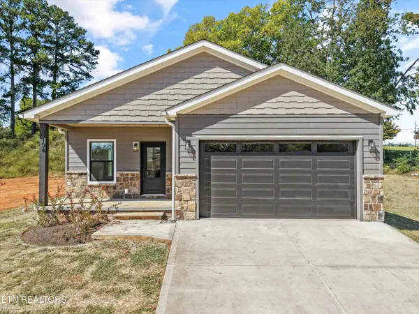 108 Federal Ferry Circle, Vonore, TN 37885