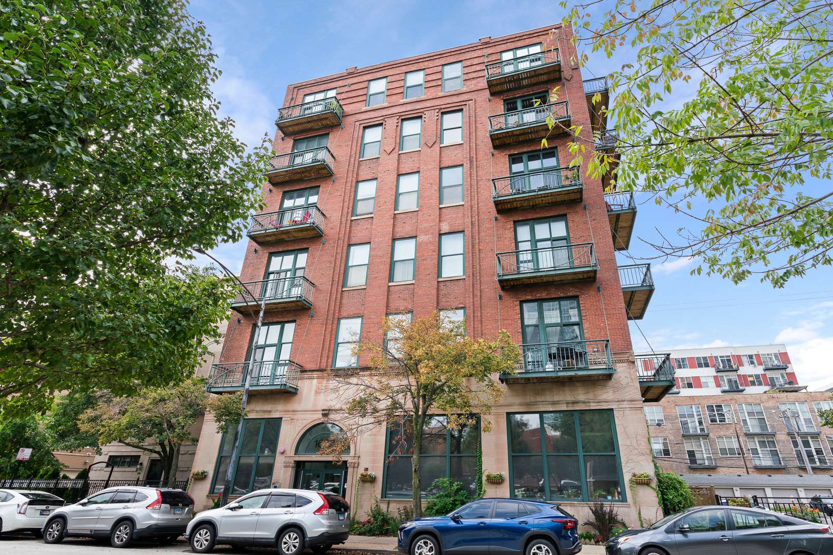 1632 S Indiana AVE #706, Chicago, IL 60616