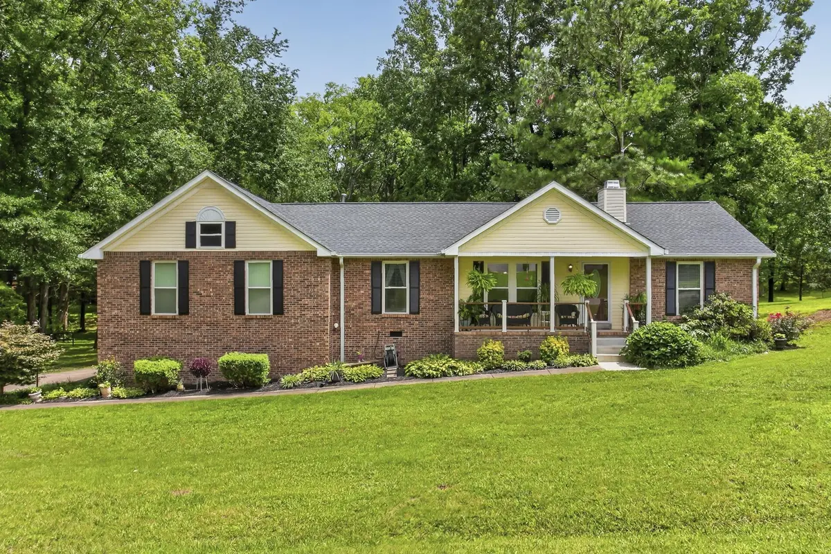 206 Allers Dr, White House, TN 37188