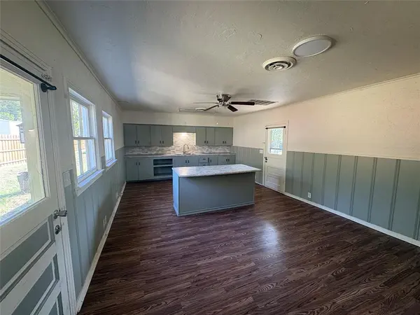 5037 Fairfax Street, Fort Worth, TX 76116