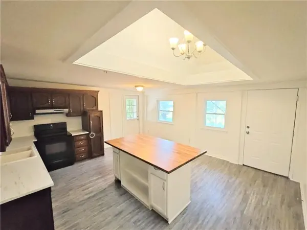 427 N Blake ST, Olathe, KS 66061
