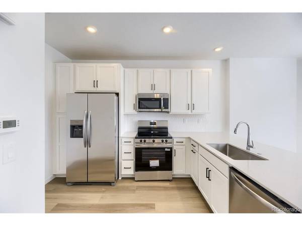 16777 E Irwin, Centennial, CO 80016